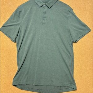 Men's Short Sleeve Lululemon Polo Shirt
Size Medium